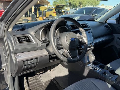 Used 2018 Subaru Outback 2.5i Premium image 20