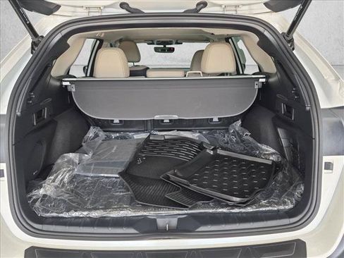 Used 2025 Subaru Outback Limited w/ Popular Package #2 AWD/4WD image 6