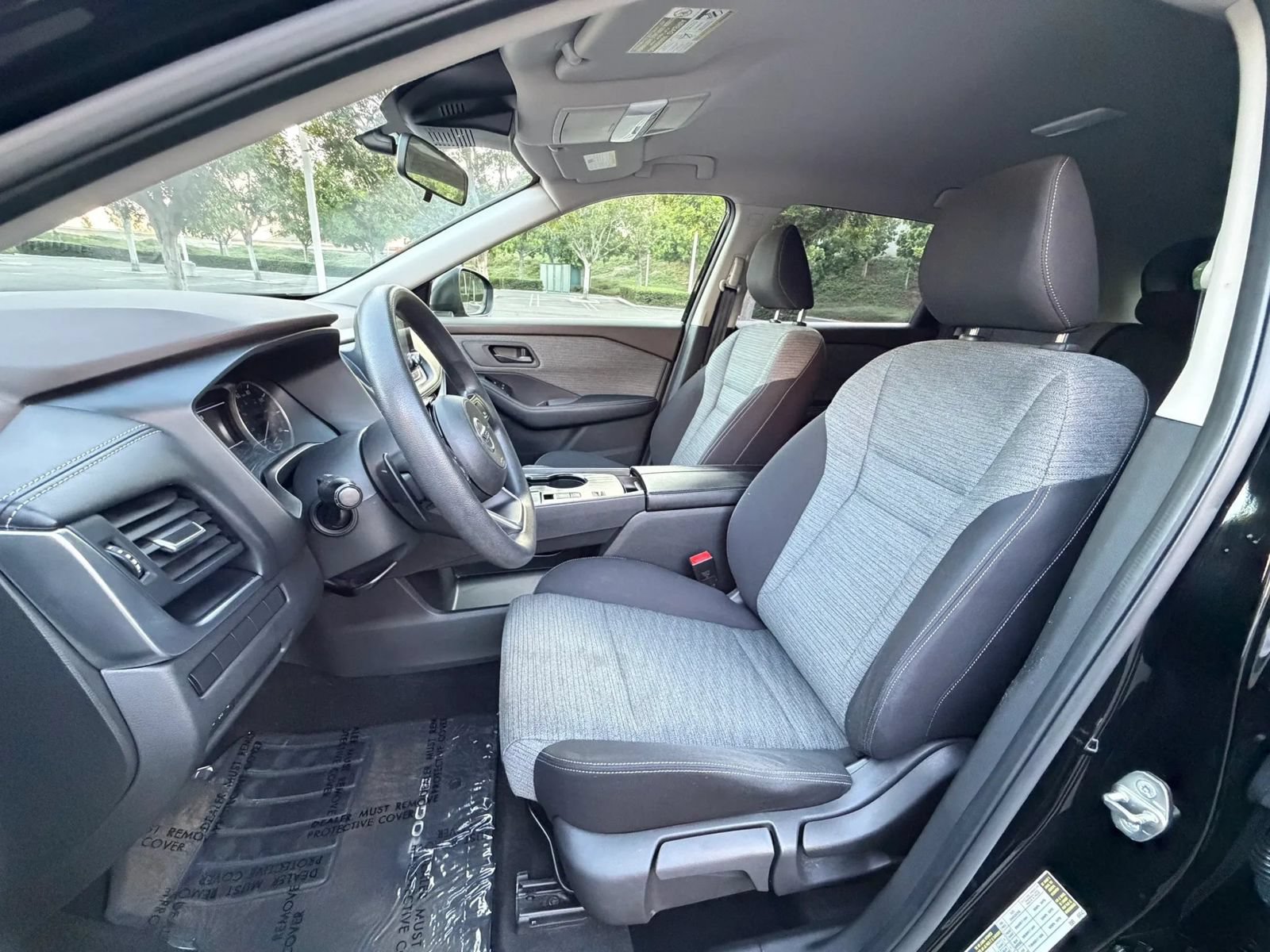 Used 2021 Nissan Rogue S FWD image 10