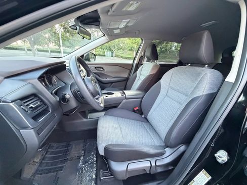 Used 2021 Nissan Rogue S FWD image 10