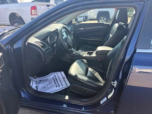 Used 2016 Chrysler 300 Limited AWD/4WD image 10