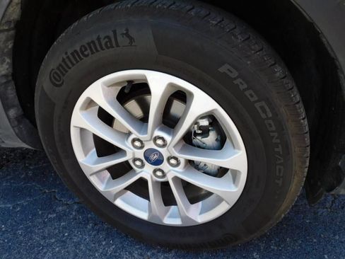 Used 2020 Ford Escape SE AWD/4WD image 6