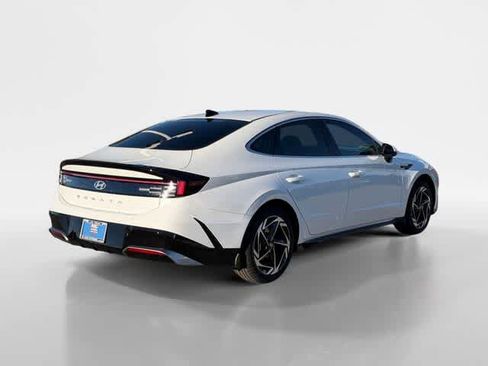 New 2026 Hyundai Sonata SEL FWD image 5