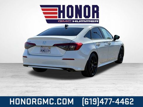 Used 2024 Honda Civic Sport image 3