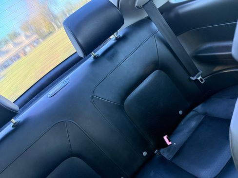 Used 2009 Volkswagen Beetle S image 27