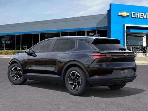 New 2026 Chevrolet Equinox EV LT w/ Comfort Package FWD image 27