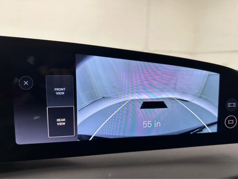 Used 2025 Lucid Air Touring AWD/4WD image 30