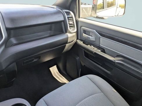 Used 2022 RAM 2500 Big Horn image 16