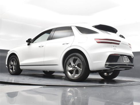 New 2026 Genesis GV70 2.5T image 12