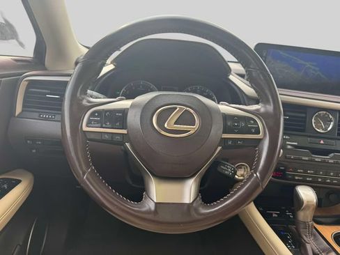 Used 2020 Lexus RX 350L Premium w/ Premium Package AWD/4WD image 19