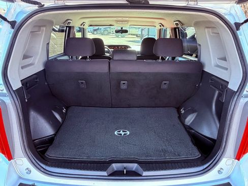 Used 2009 Scion xB FWD image 16