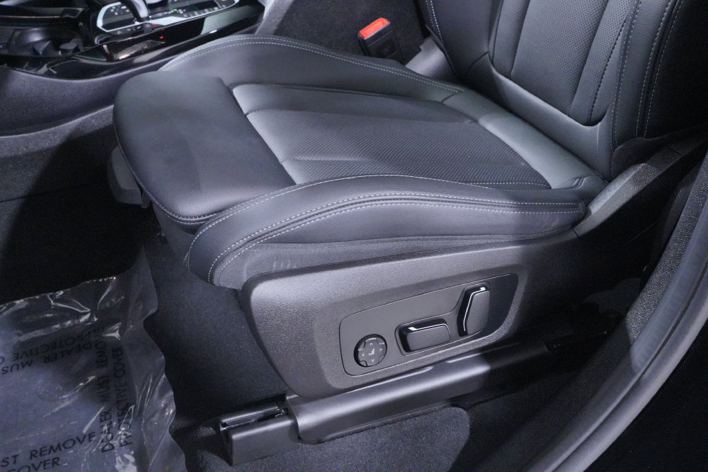 Used 2024 BMW X3 xDrive30i w/ Convenience Package AWD/4WD image 8