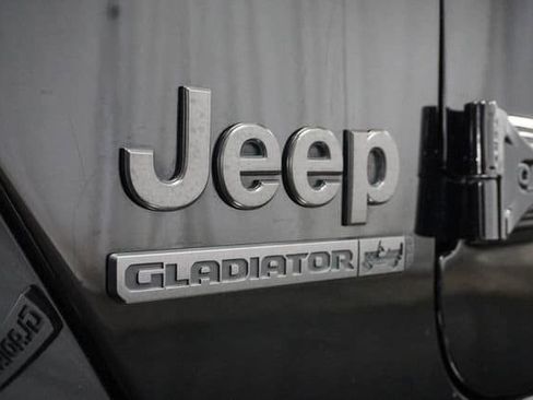 Used 2021 Jeep Gladiator Sport w/ Quick Order Package 24Q 80Th AWD/4WD image 5