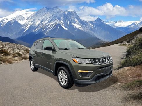Used 2018 Jeep Compass Sport image 7