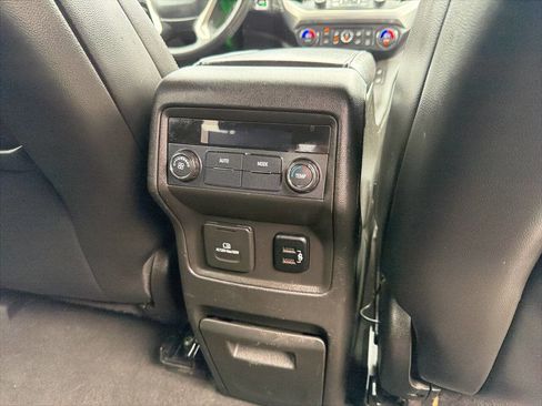 Used 2017 GMC Acadia SLT image 26