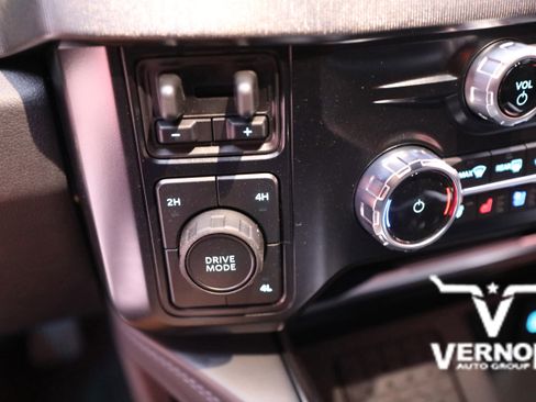 New 2026 Ford F350 Platinum image 25