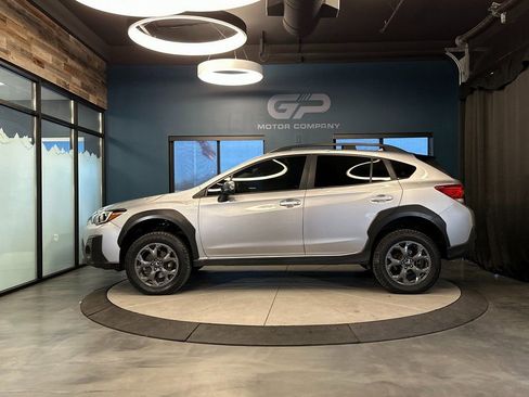 Used 2021 Subaru Crosstrek 2.5i Sport w/ Moonroof Package image 6