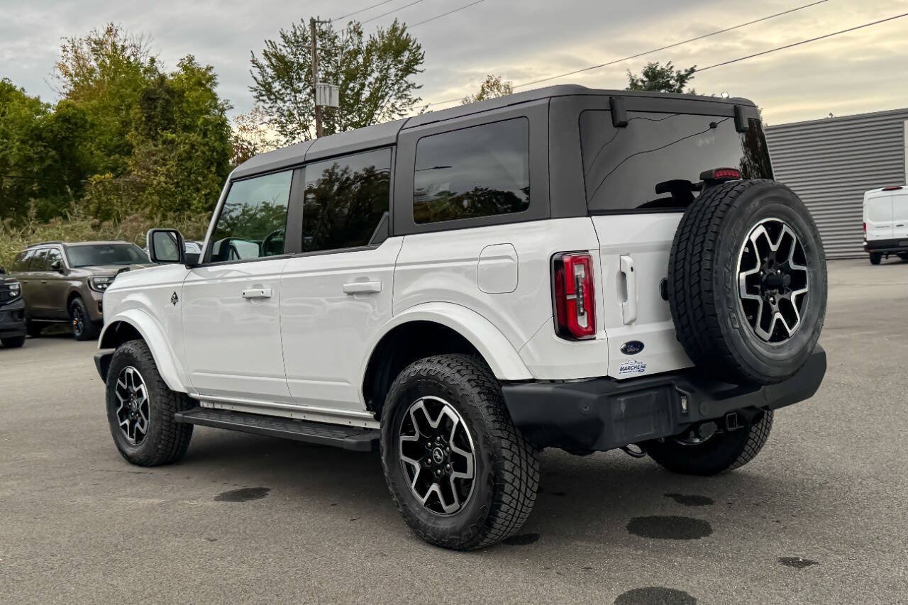 Used 2022 Ford Bronco Outer Banks AWD/4WD image 5