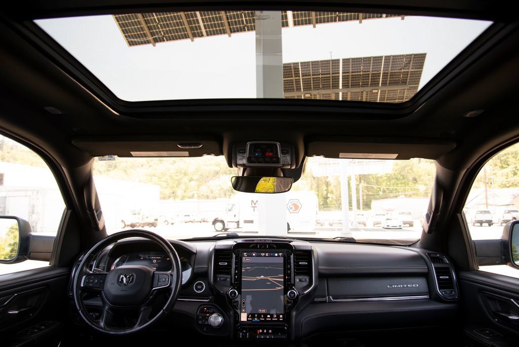 Used 2023 RAM 1500 Limited AWD/4WD image 16