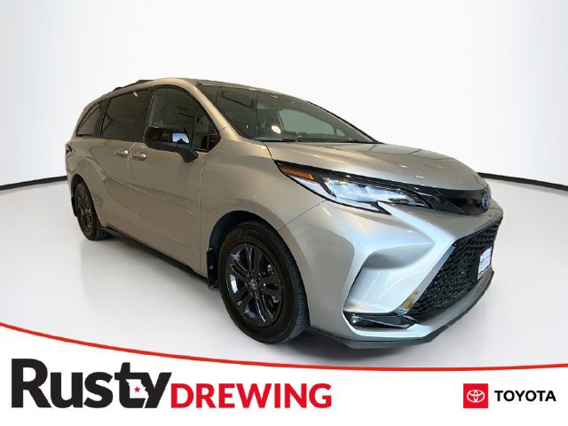 Certified 2025 Toyota Sienna XSE AWD/4WD image 1