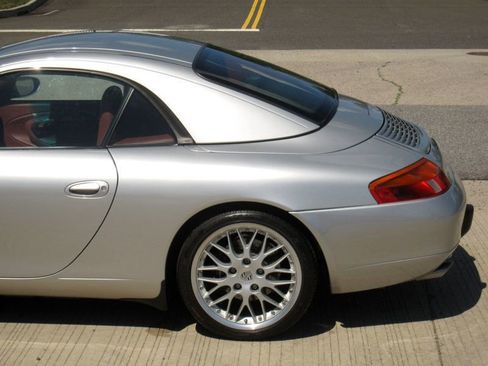 Used 1999 Porsche 911 Carrera RWD image 8