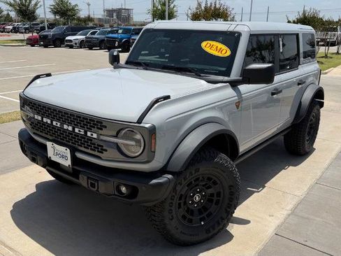New 2026 Ford Bronco Badlands AWD/4WD image 32