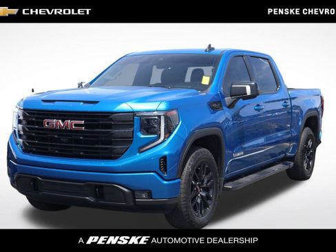 Used 2023 GMC Sierra 1500 Elevation w/ Elevation Premium Package AWD/4WD image 1