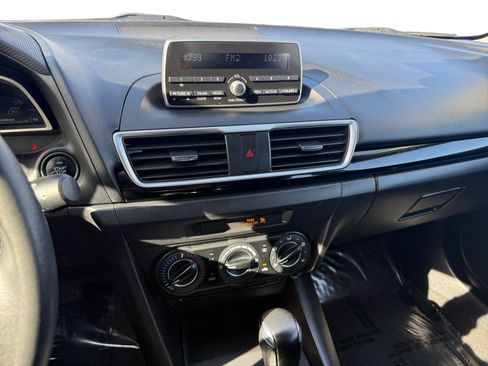Used 2014 MAZDA MAZDA3 i Touring image 12