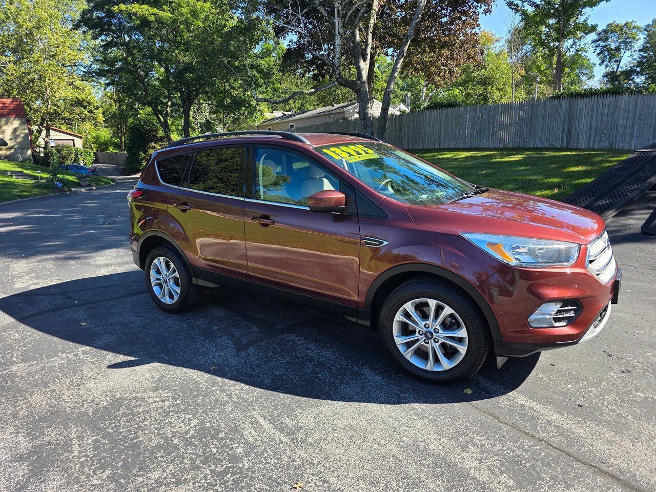 Used 2018 Ford Escape SE AWD/4WD image 2