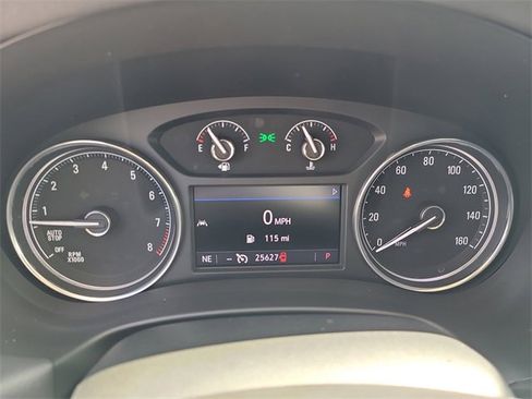 Used 2024 Buick Enclave Essence image 28