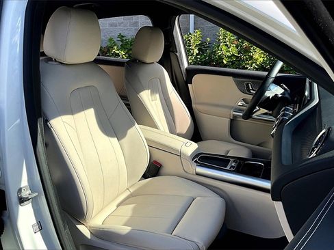 Used 2025 Mercedes-Benz GLA 250 4MATIC image 7