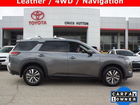 Used 2024 Nissan Pathfinder SL image 1