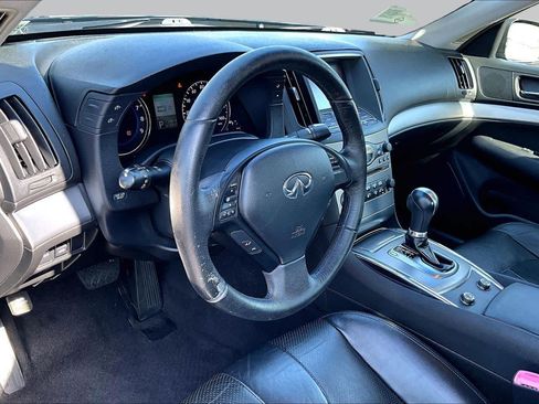 Used 2011 INFINITI G25 Journey w/ Moonroof Pkg RWD image 16