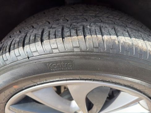 Used 2023 Buick Encore GX Select w/ Sport Touring Package image 16