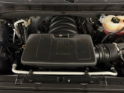 Used 2024 Chevrolet Suburban High Country w/ Premium Package 2 RWD image 38