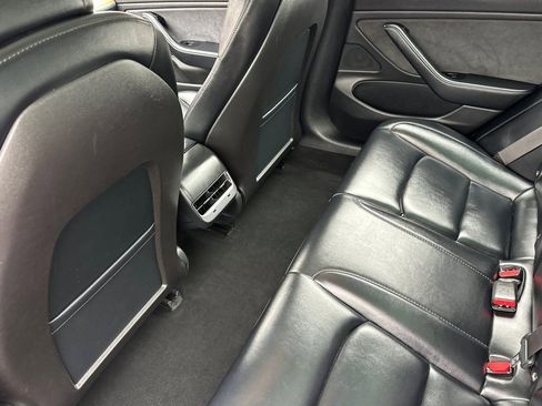 Used 2018 Tesla Model 3 Long Range image 12