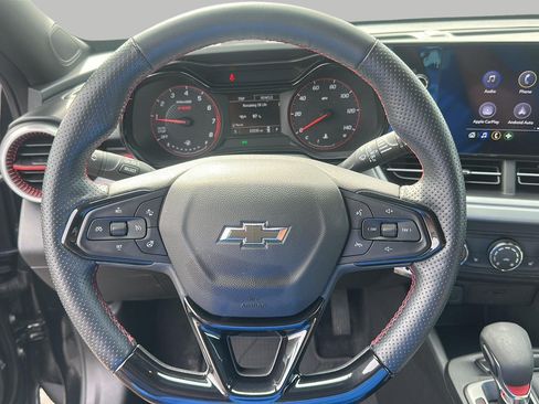Used 2024 Chevrolet Trax RS w/ Driver Confidence Package FWD image 12