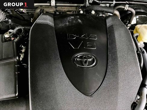 Used 2022 Toyota Tacoma SR5 AWD/4WD image 33