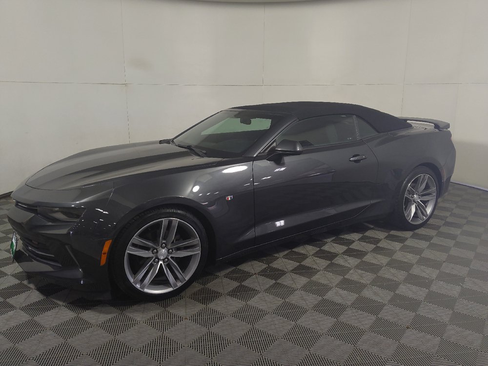 Used 2018 Chevrolet Camaro LT w/ RS Package RWD image 2