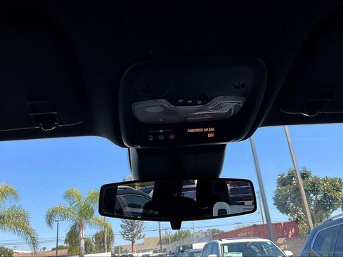 Used 2023 Chevrolet Colorado W/T image 14