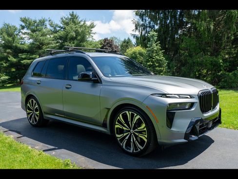 Used 2023 BMW X7 M60i w/ Executive Package AWD/4WD image 2