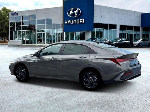 New 2026 Hyundai Elantra Sport FWD image 4