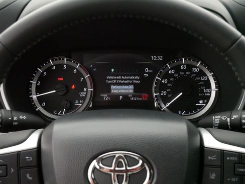 Certified 2026 Toyota Highlander XLE AWD/4WD image 21