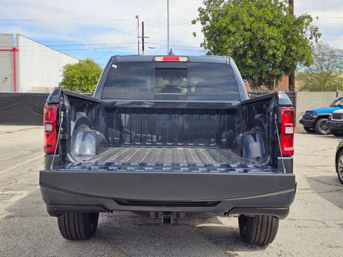 New 2026 RAM 1500 Express image 7