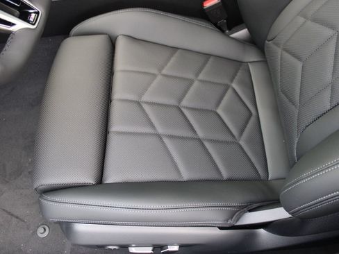 Used 2026 BMW 530i w/ M Sport Package RWD image 15