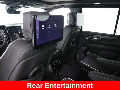 Used 2025 GMC Yukon AT4 Ultimate AWD/4WD image 5