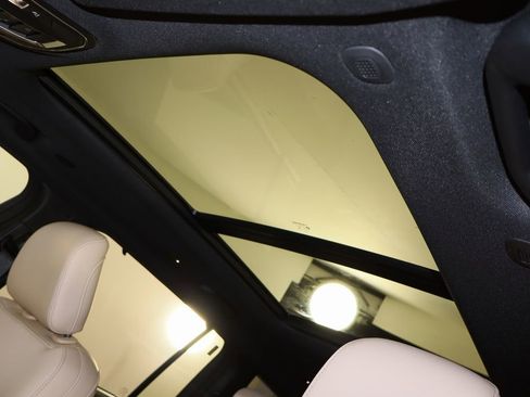 New 2025 Jeep Grand Cherokee L Limited image 27