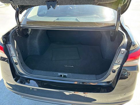 Used 2025 Nissan Versa SV FWD image 25