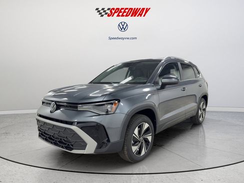 New 2026 Volkswagen Taos SE AWD/4WD image 4