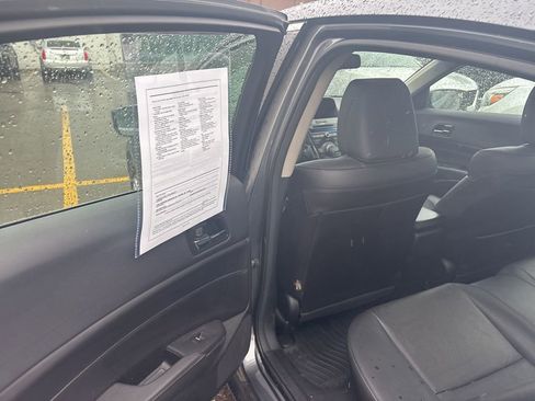 Used 2013 Acura ILX Hybrid w/ Technology Package image 9